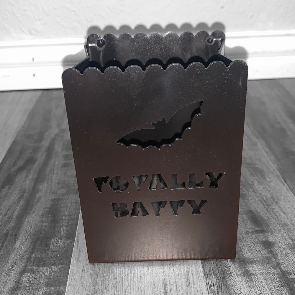 Handmade Custom Welded Metal Bat Basket Totally Batty Gothic Halloween Decor